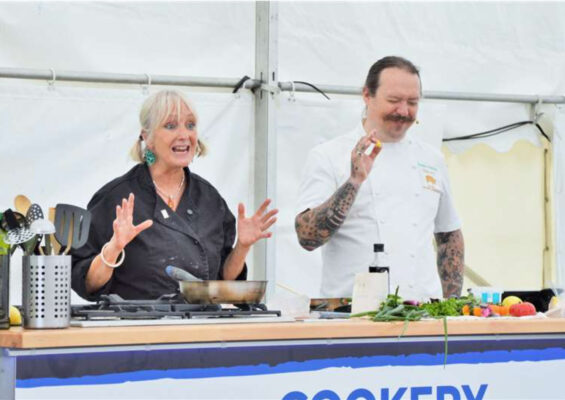 Lesley Waters at Highliffe Food and Arts Festival 2023