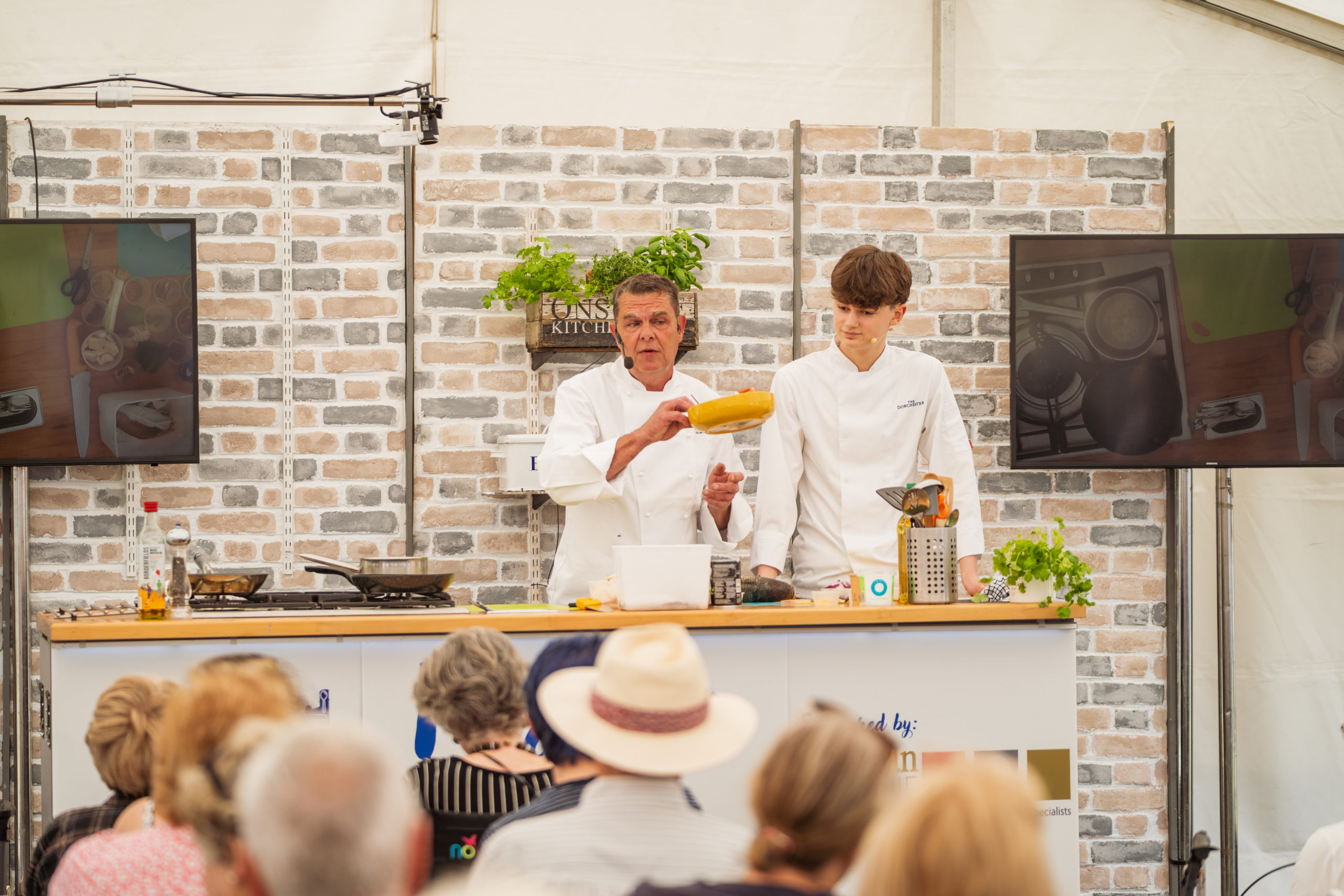 Highcliffe Food Fest-005